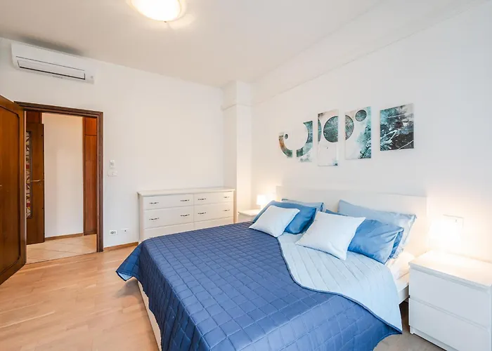 Apartment Bononia Palace 3 *