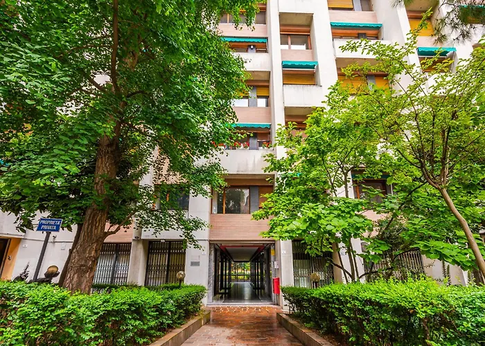 Apartment Bononia Palace 3 *