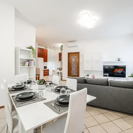 Bononia Palace 3 Διαμέρισμα *