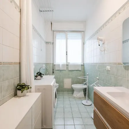 Διαμέρισμα Bononia Palace 3 *
